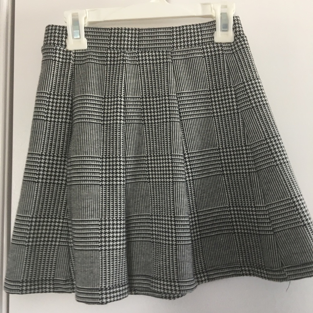 White and black stripes nerdy skirt